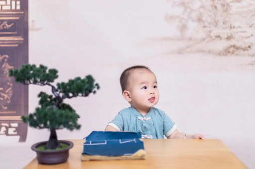 临朐宝宝眼屎多是什么原因